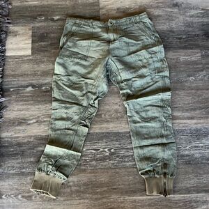 Old Navy linen Jogger Pants ((size 2)) zipper at ankle.